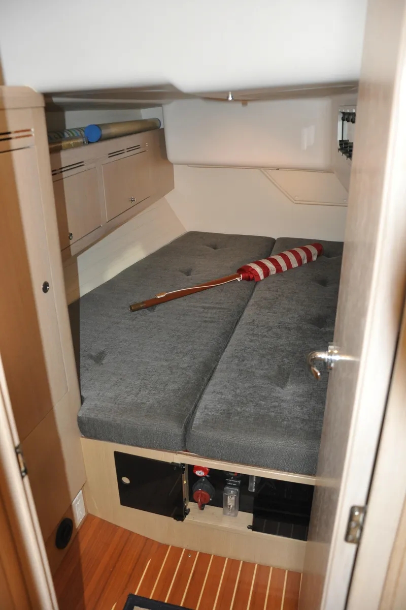 Slide: The Image of Arcona 435 2020 - 60