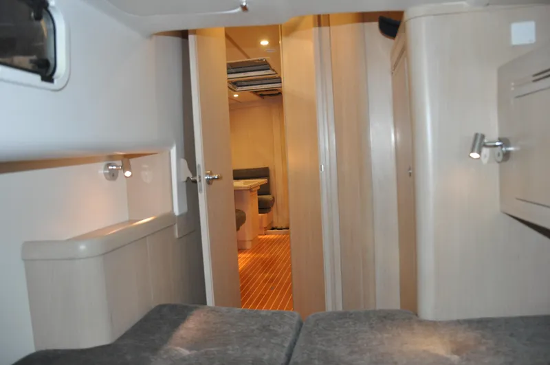 Slide: The Image of Arcona 435 2020 - 62