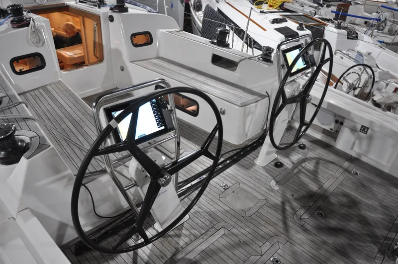 Slide: The Image of Arcona 435 2020 - 73