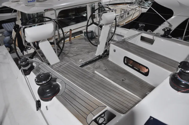 Slide: The Image of Arcona 435 2020 - 81