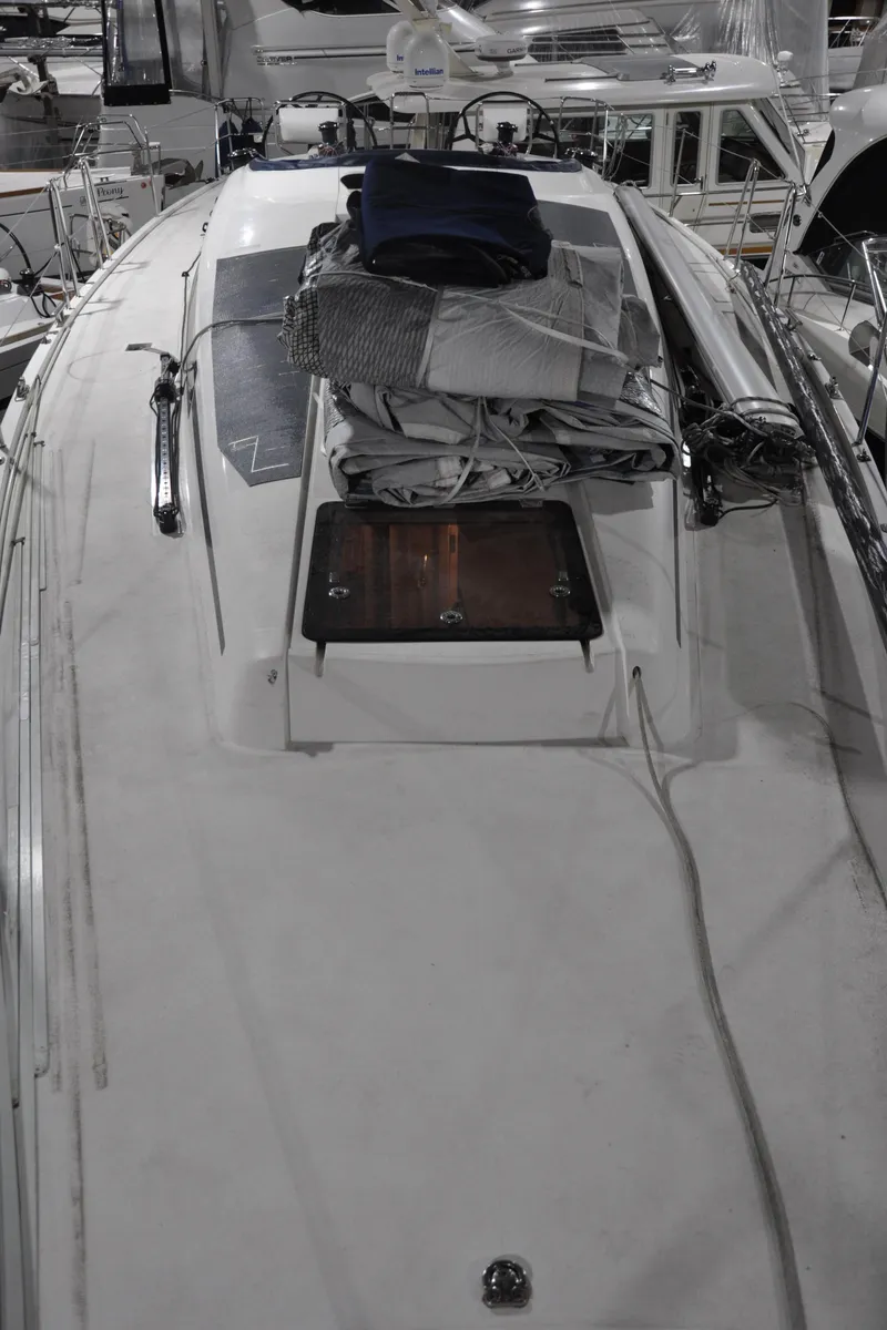 Slide: The Image of Arcona 435 2020 - 88