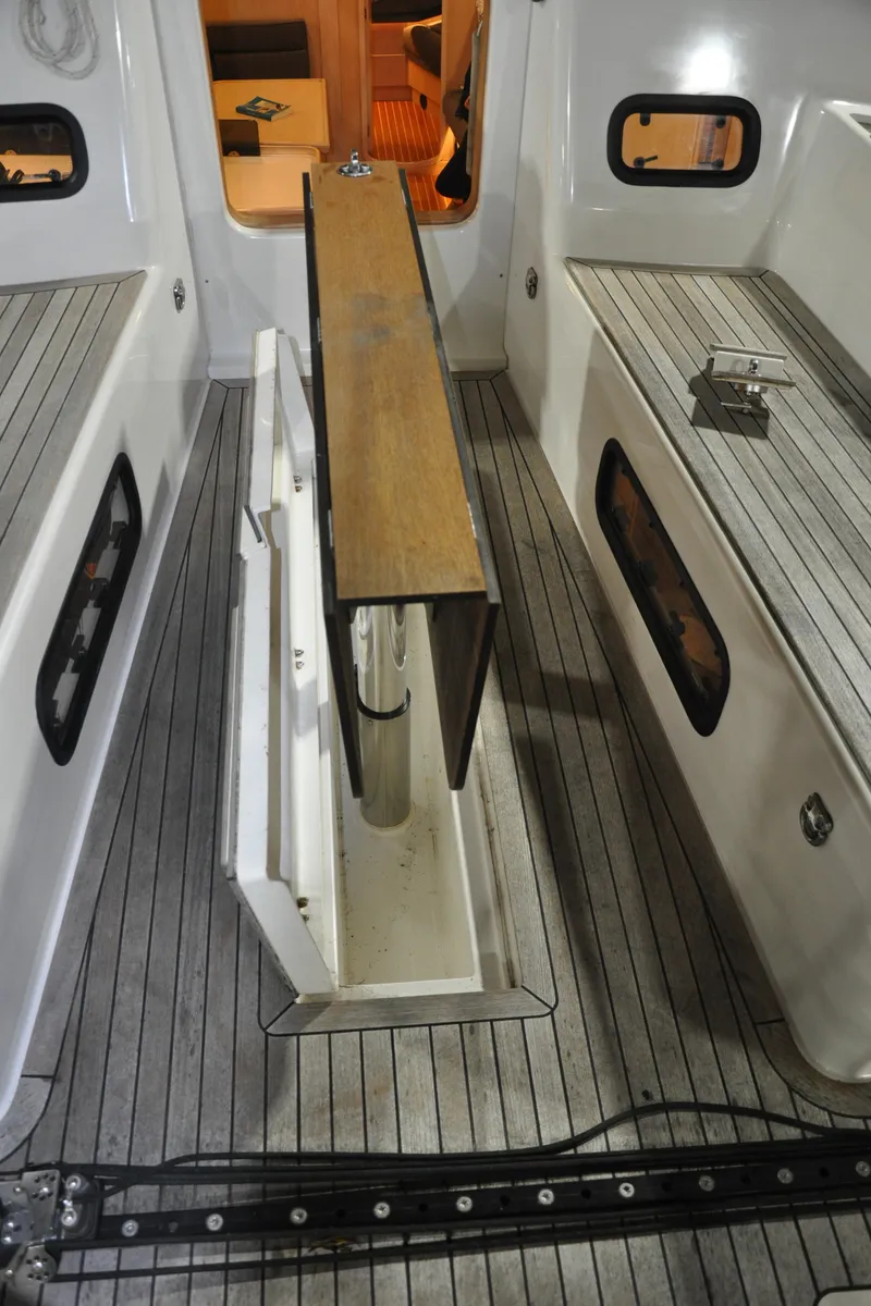 Slide: The Image of Arcona 435 2020 - 92