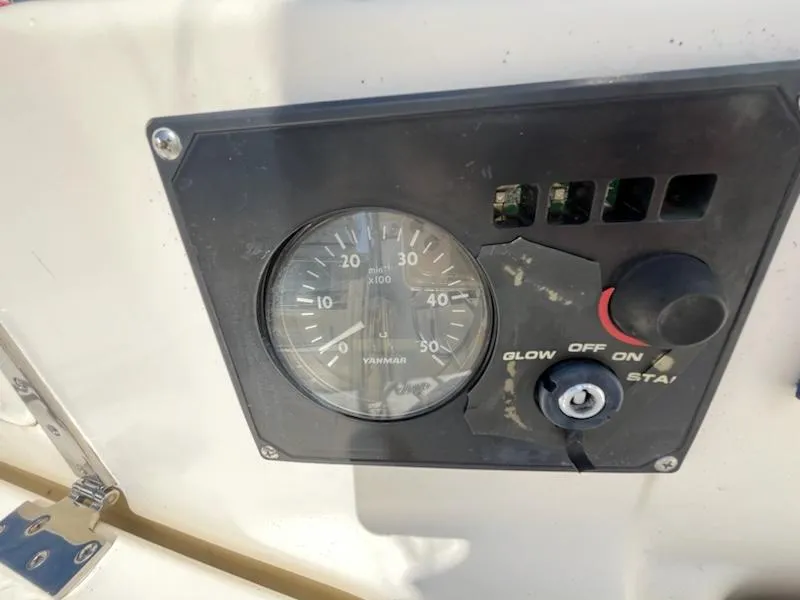 Slide: The Image of Close-up of the control panel on a 2010 Seaward 26RK sailboat. - 11