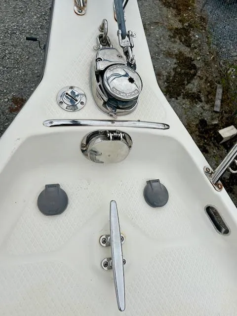 Slide: The Image of 2010 Seaward 26RK boat deck with winch and cleat details. - 27