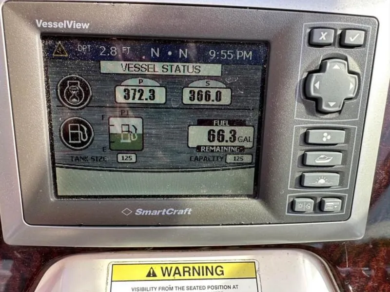 Slide: The Image of SmartCraft VesselView display on 2013 Sea Ray Sundancer showing vessel status and fuel levels. - 3