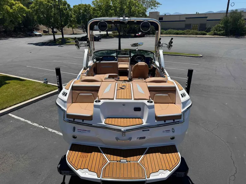 Slide: The Image of MasterCraft XStar S 2024 - 5