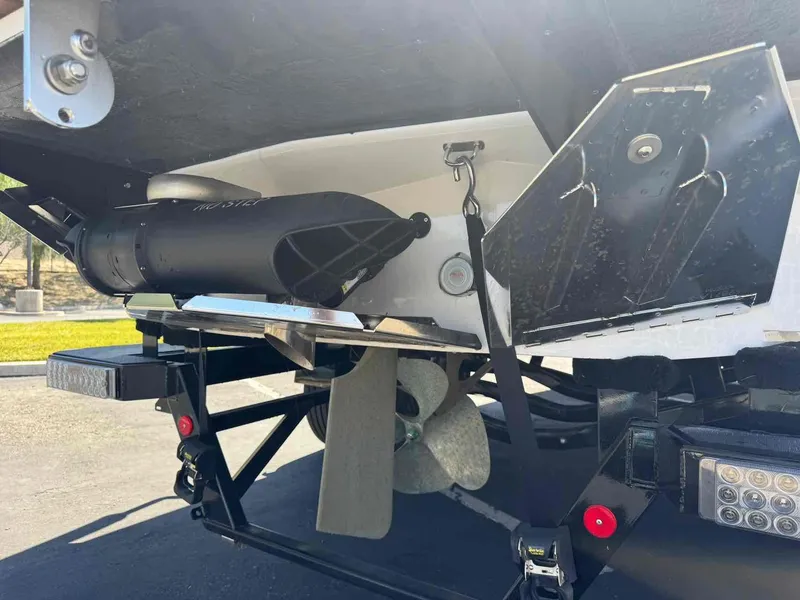 Slide: The Image of MasterCraft XStar S 2024 - 8