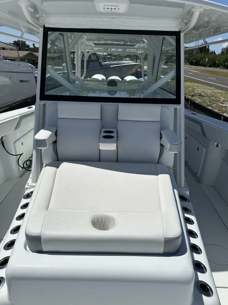 Slide: The Image of 2022 Yellowfin 42 Center Console - 10