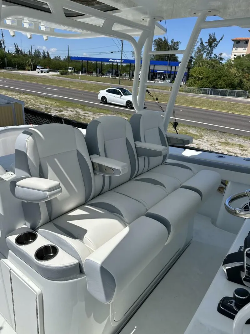 Slide: The Image of 2022 Yellowfin 42 Center Console - 16