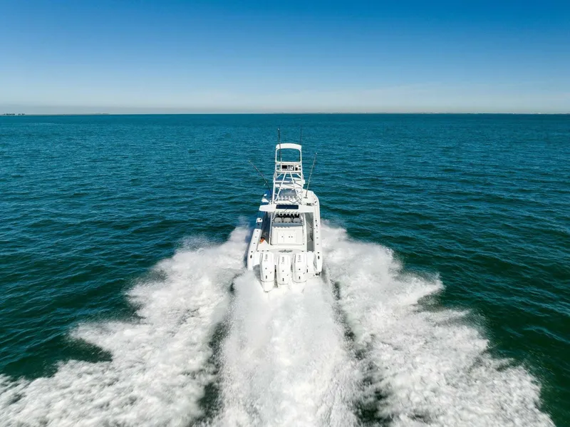 Slide: The Image of 2022 Yellowfin 42 Center Console - 7