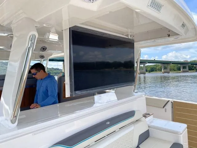 Slide: The Image of Regal 50 SAV 2025 - 30