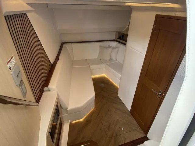 Slide: The Image of Regal 50 SAV 2025 - 34