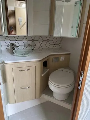 Slide: The Image of Regal 50 SAV 2025 - 38