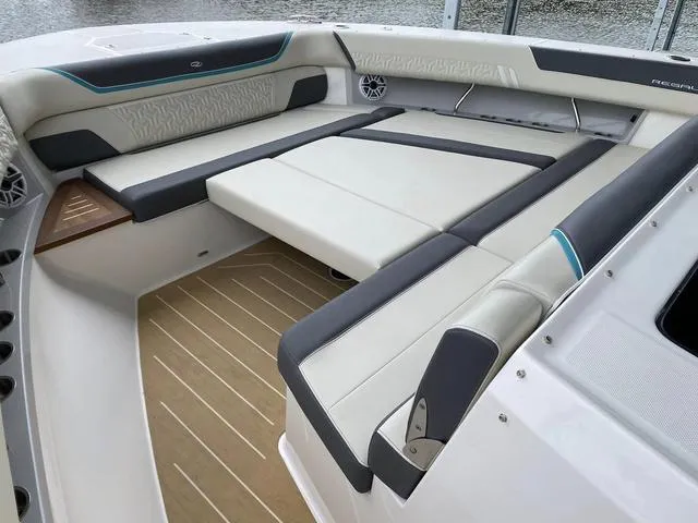 Slide: The Image of Regal 50 SAV 2025 - 8