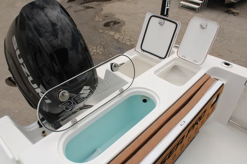 Slide: The Image of 2024 Sea Pro 222 boat with Suzuki outboard motor and livewell. - 8