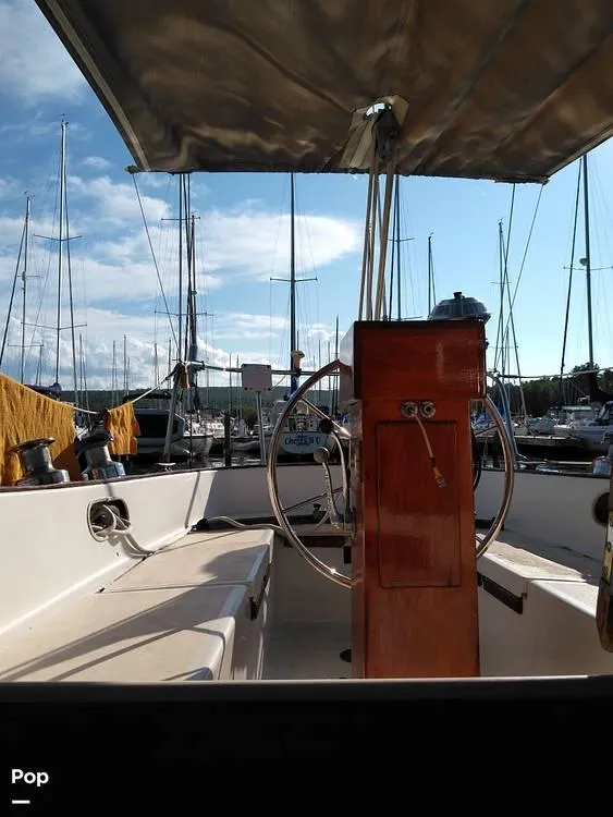 Slide: The Image of 1975 Cascade 36 for sale in Bayfield, WI - 14