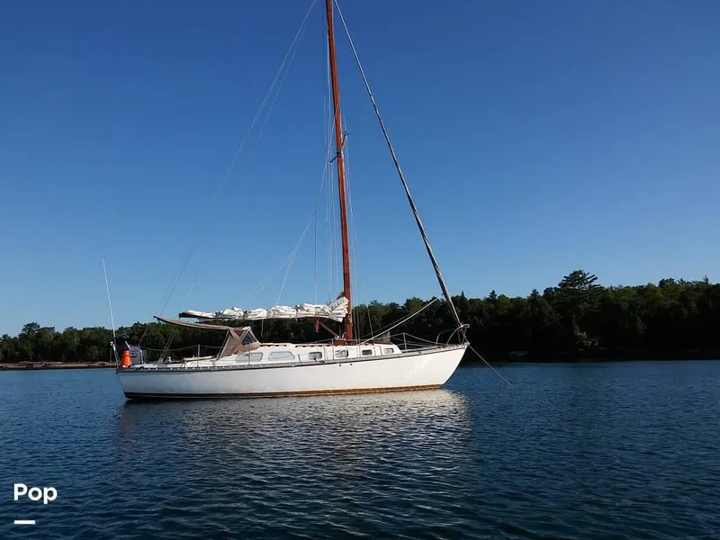 Slide: The Image of 1975 Cascade 36 for sale in Bayfield, WI - 9