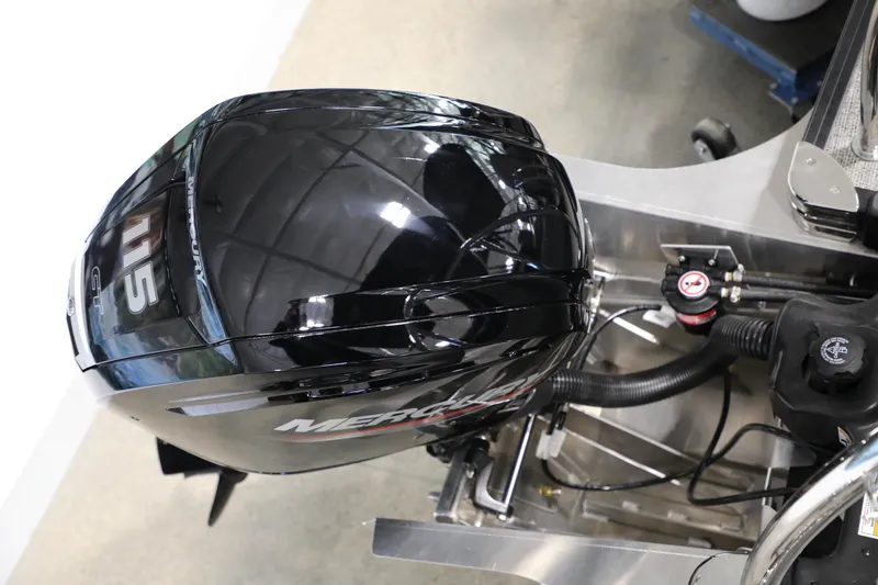 Slide: The Image of 2024 Barletta ARIA A20QC with Mercury 115 outboard engine, top view. - 15