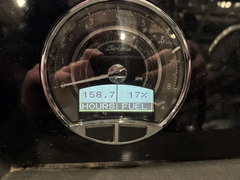 Slide: The Image of 2023 Barletta Lusso 25MA dashboard showing 158.7 hours and 17% fuel. - 14
