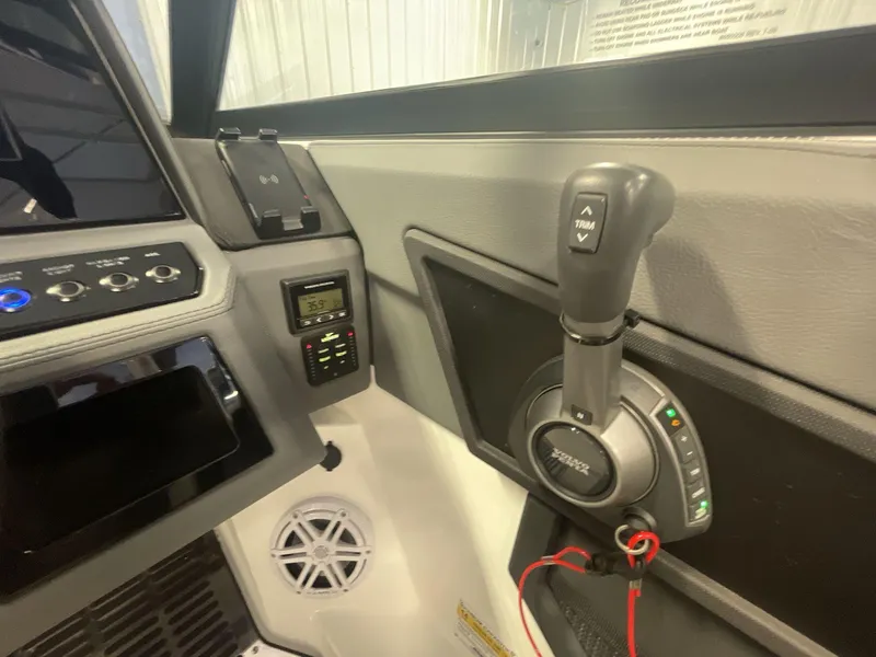 Slide: The Image of Cobalt R6 2023 - 12