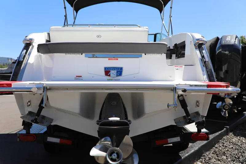 Slide: The Image of Cobalt R8 2024 - 5