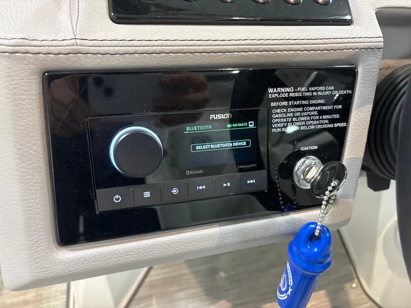 Slide: The Image of Cobalt R8 2023 - 15