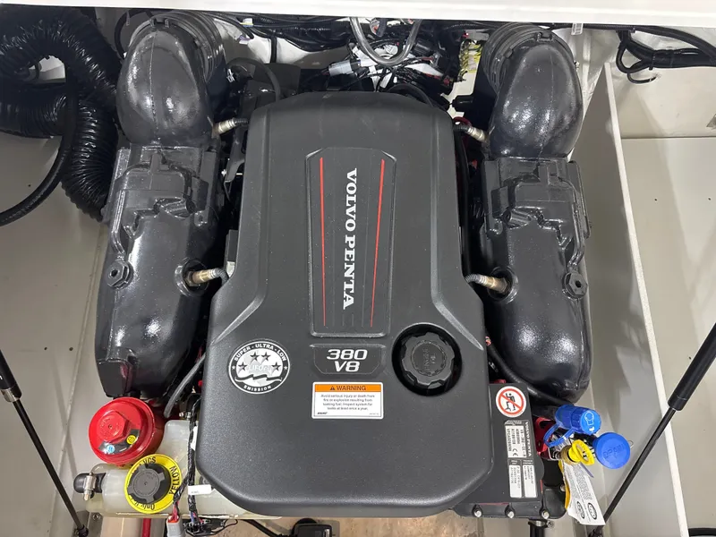 Slide: The Image of Cobalt R8 2023 - 21