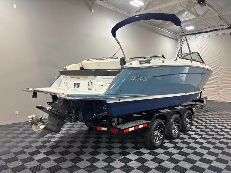 Slide: The Image of Cobalt R8 2023 - 3