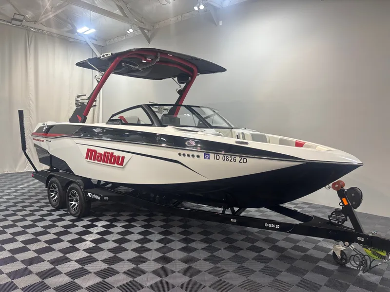 Slide: The Image of Malibu Wakesetter 23 LSV 2023 - 3