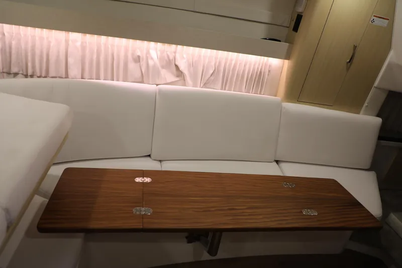 Slide: The Image of Regal 33 Express 2024 - 21