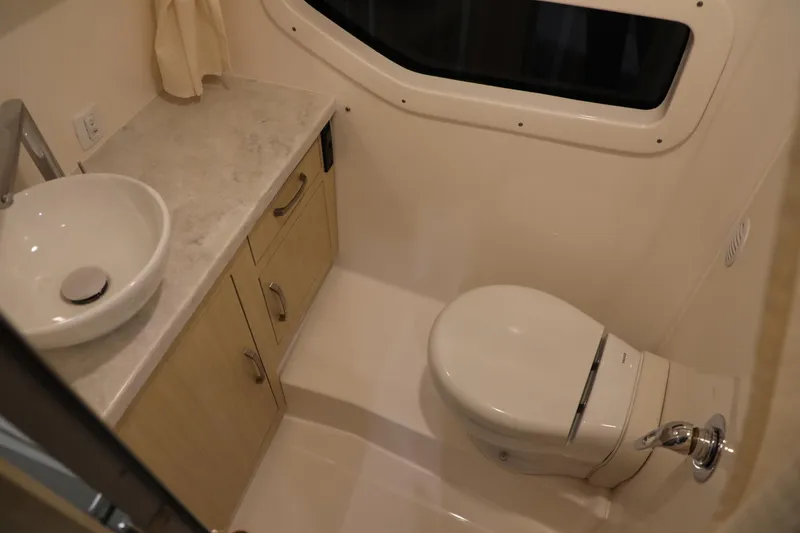 Slide: The Image of Regal 33 Express 2024 - 24