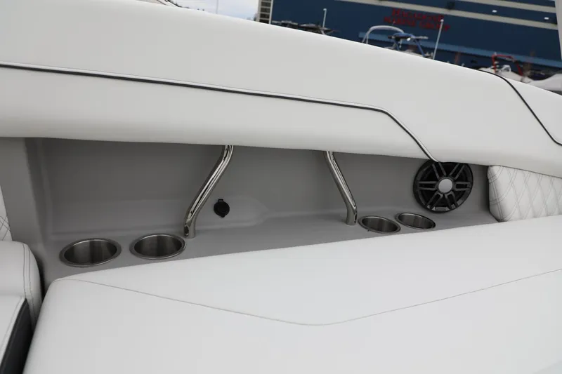 Slide: The Image of Regal LS6 2024 - 17