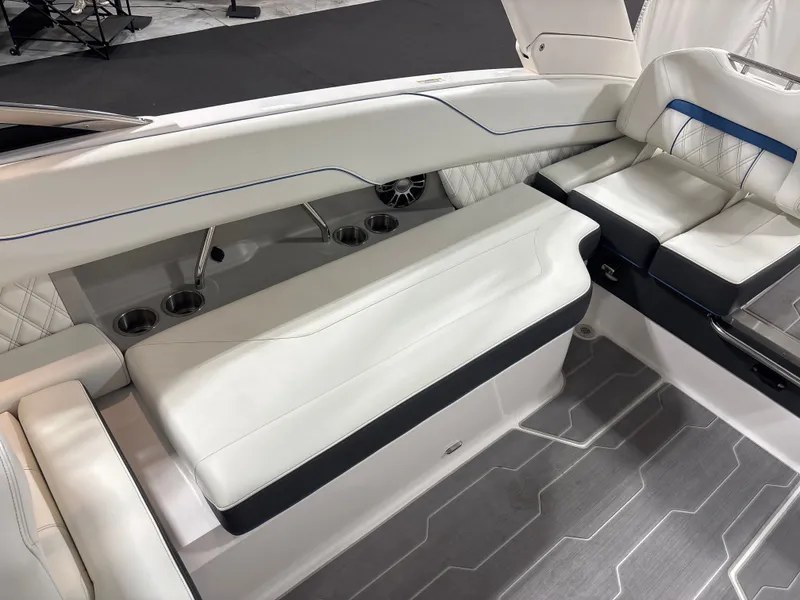 Slide: The Image of Regal LS6 2023 - 11