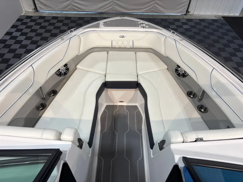 Slide: The Image of Regal LS6 2023 - 8