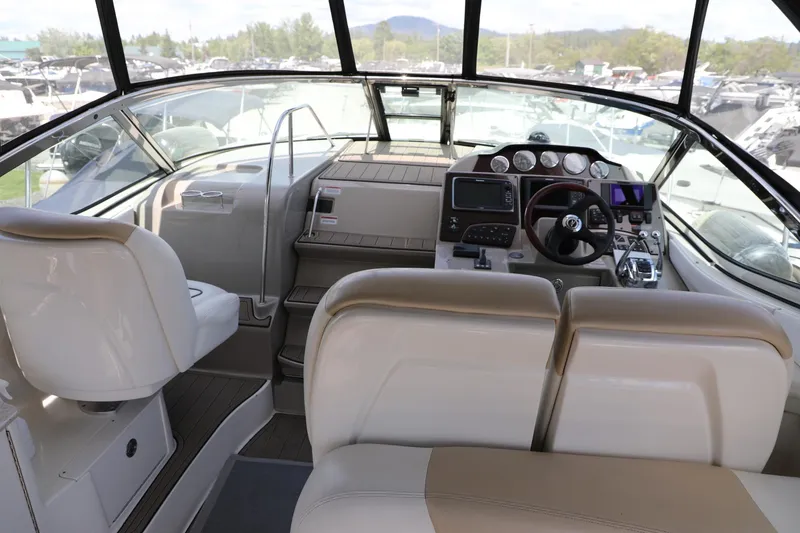 Slide: The Image of Sea Ray 330 Sundancer 2008 - 20