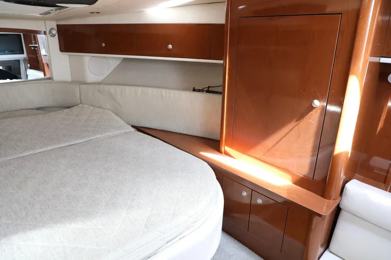 Slide: The Image of Sea Ray 330 Sundancer 2008 - 30