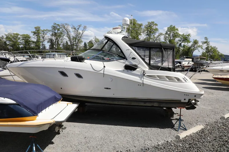 Slide: The Image of Sea Ray 330 Sundancer 2008 - 4