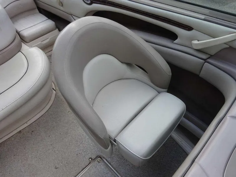 Slide: The Image of Sea Ray 200 Bow Rider 2003 - 10