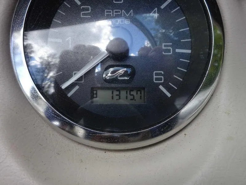 Slide: The Image of Sea Ray 200 Bow Rider 2003 - 23