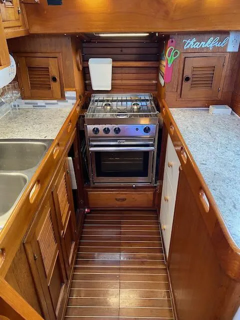 Slide: The Image of Transpacific Marine Transpac 49 MKII 1980 - 17