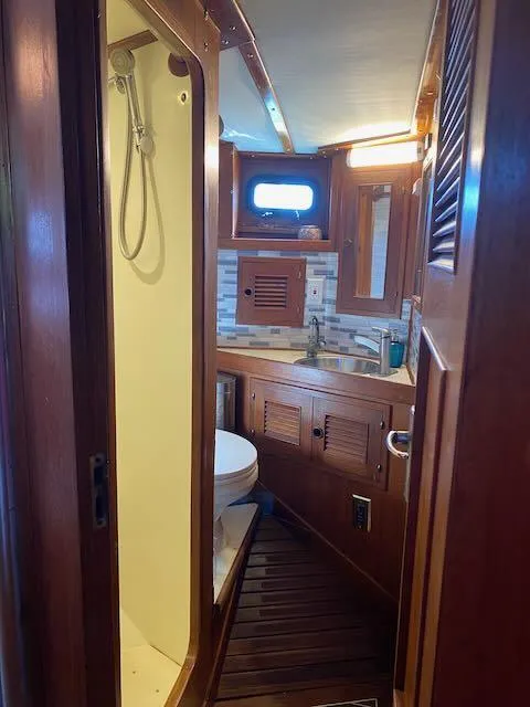 Slide: The Image of Transpacific Marine Transpac 49 MKII 1980 - 38