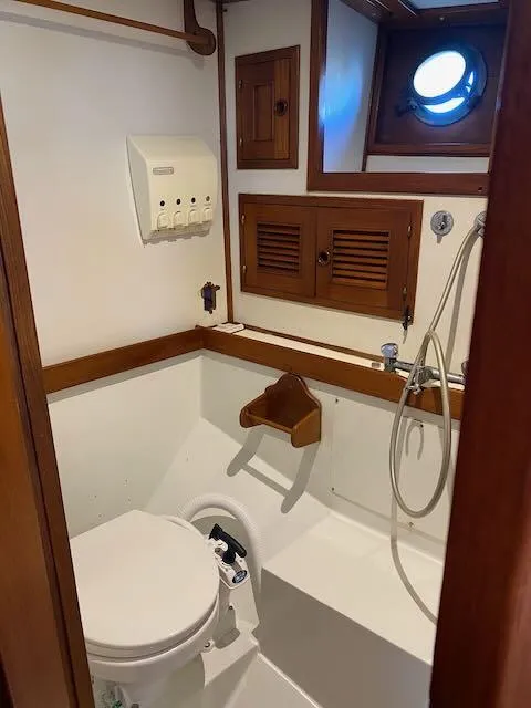 Slide: The Image of Transpacific Marine Transpac 49 MKII 1980 - 41