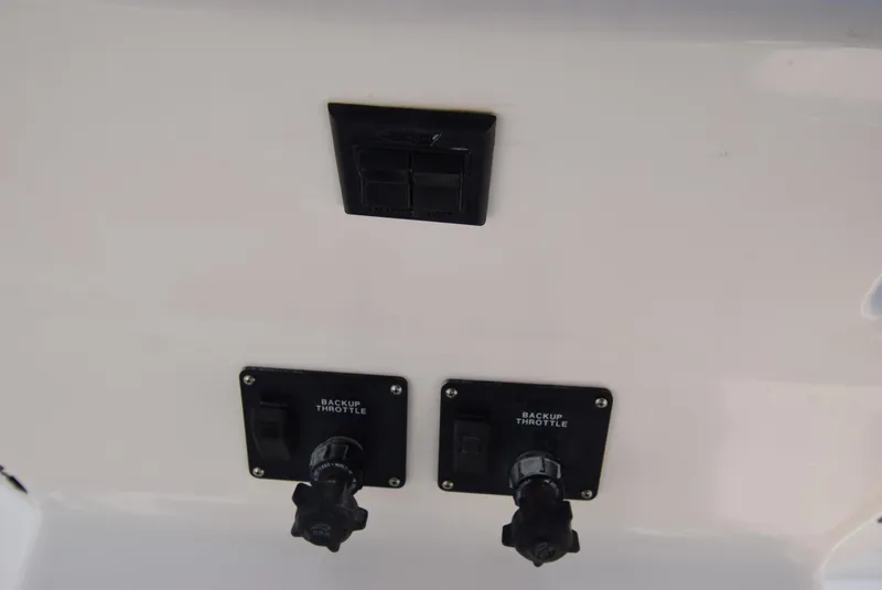 Slide: The Image of Custom SeaTek 36 Express 2008 - 55