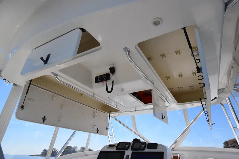 Slide: The Image of Custom SeaTek 36 Express 2008 - 56