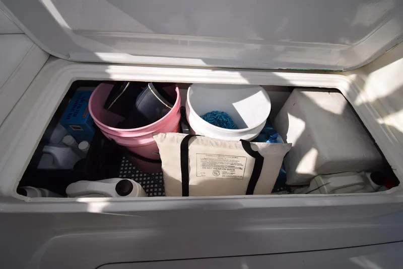 Slide: The Image of Custom SeaTek 36 Express 2008 - 69