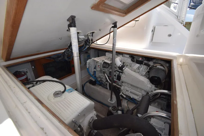 Slide: The Image of Custom SeaTek 36 Express 2008 - 90