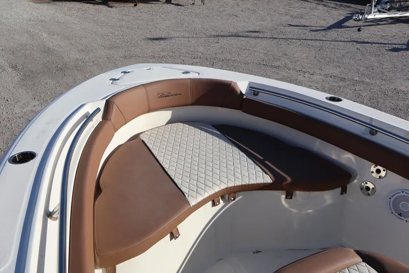 Slide: The Image of Pioneer 202 Islander 2023 - 15