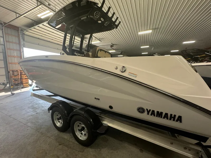 Slide: The Image of Yamaha 255 FSH Sport H 2024 - 2