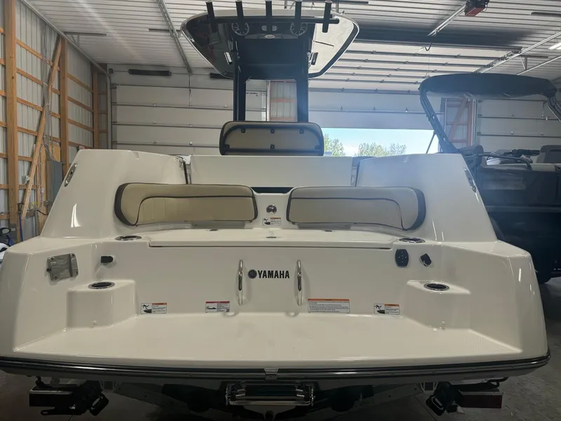 Slide: The Image of Yamaha 255 FSH Sport H 2024 - 3