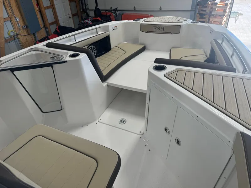 Slide: The Image of Yamaha 255 FSH Sport H 2024 - 9